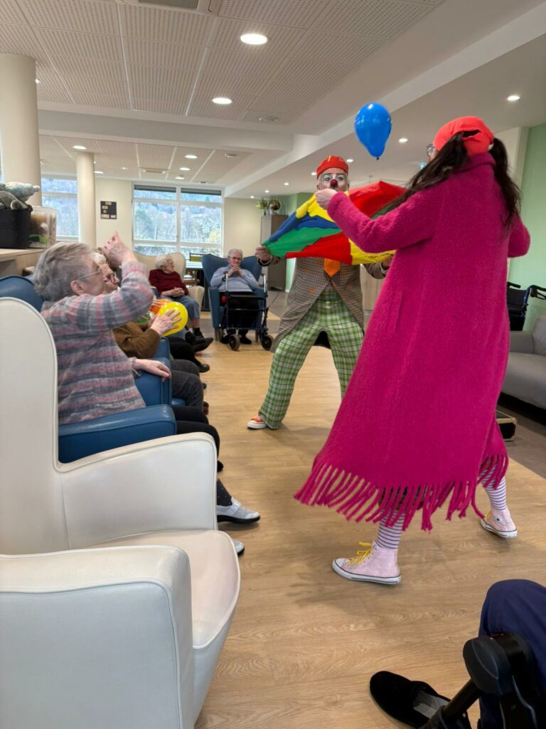 clown en EHPAD animations et jeux